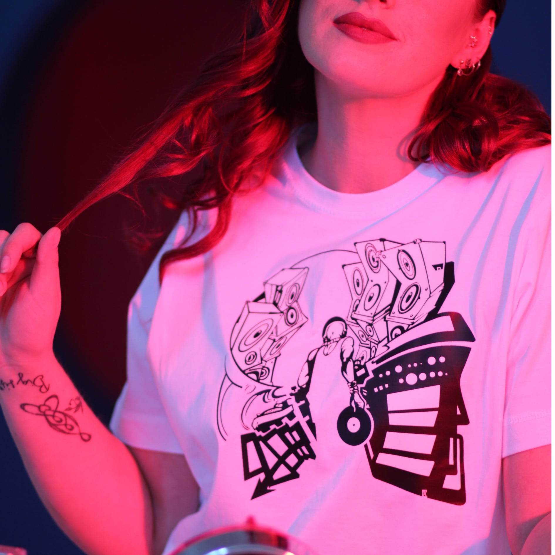 Selectah unisex organic cotton Tees